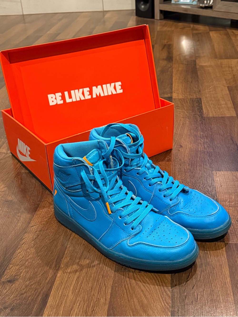 Nike Air Jordan Retro 1 High Gatorade Blue Lagoon (men’s Size 13)